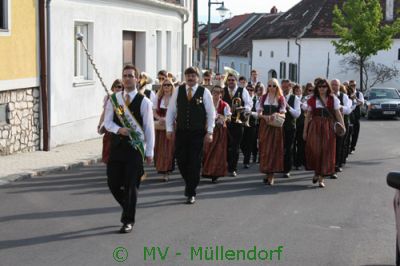 Maibaumaufstellen 2010