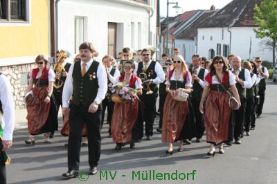 Maibaumaufstellen 2010